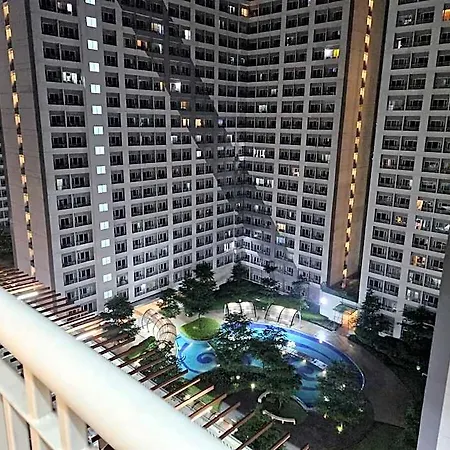 Cozy Retreat Balcony, Netflix, 100 Mbps -Ggrace T1