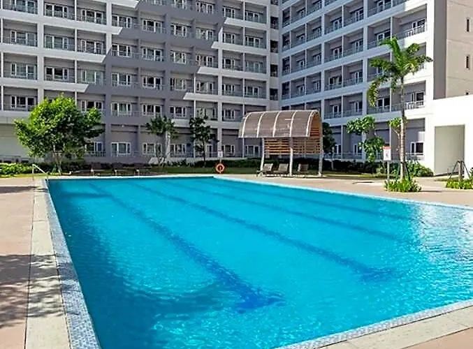 Cozy Retreat Balcony, Netflix, 100 Mbps -ggrace T1 호텔 마닐라
